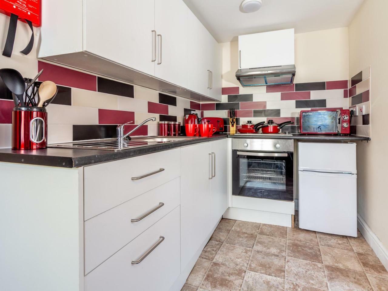 Northfield Street, Worcester City Centre - Guest Homes Εξωτερικό φωτογραφία