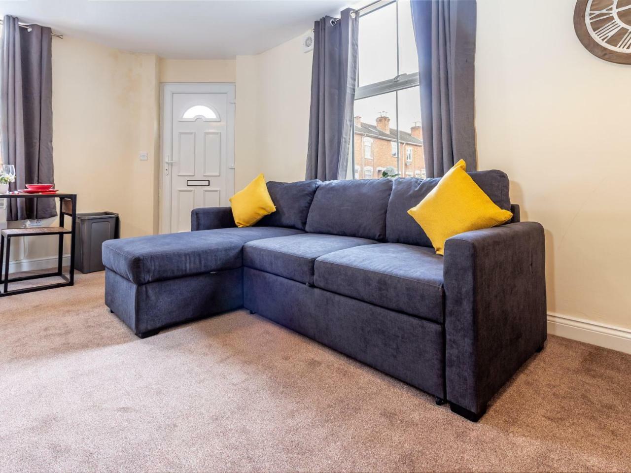 Northfield Street, Worcester City Centre - Guest Homes Εξωτερικό φωτογραφία